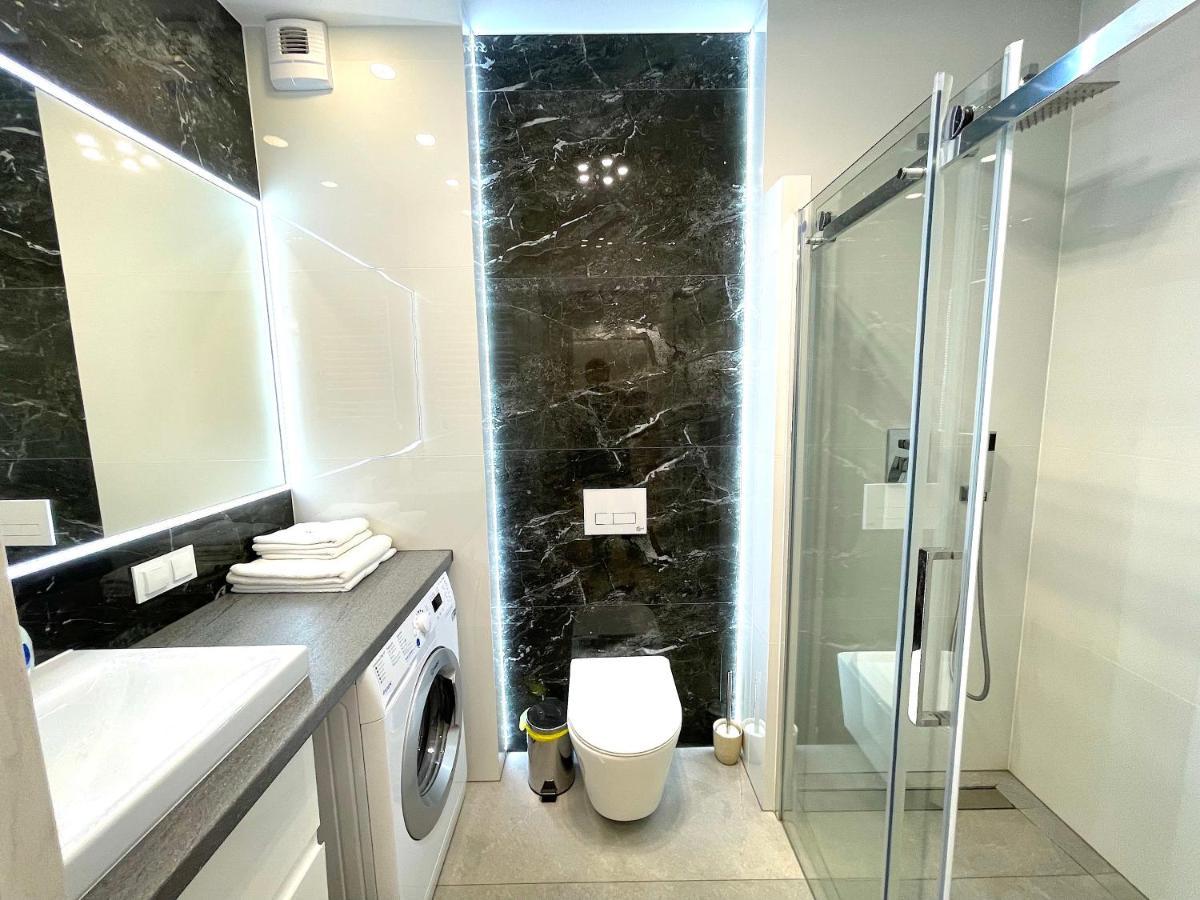 Apartament Superior Blue Przy Plazy- Free Pool, Saunas, Jacuzzi, Fitness, Salzgrotte 코워브제크 외부 사진